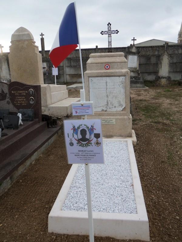 Tombe Morlat au cimetière de Crux-la-Ville après restauration